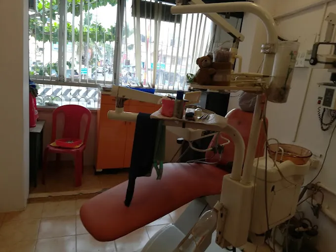 Image of: Dr Saravanans Rudhra Dental Care In Chennai