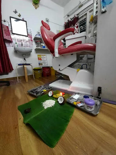 Image of: Dr Sembiyans Dental Care In Virugambakkam 3