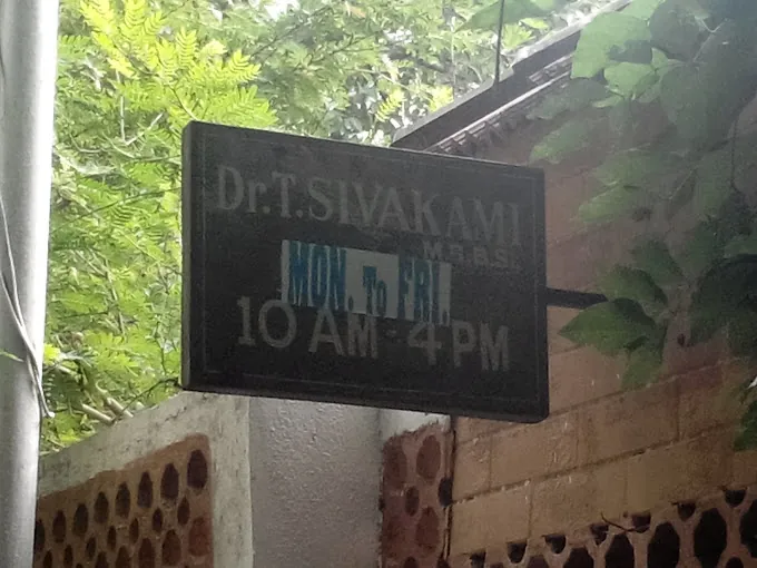 Image of: Dr T Sivakami And Vaccination In Besant Nagar