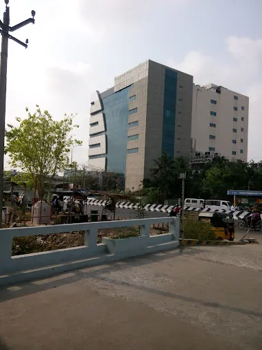 Image of: Drkamakshi Memorial Hospitals In Pallikaranai 3