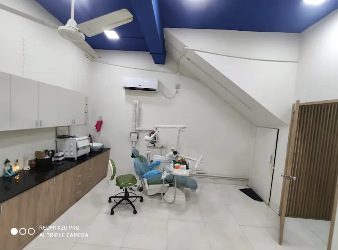 Image of: Drmonikas Dental Care In Chennai