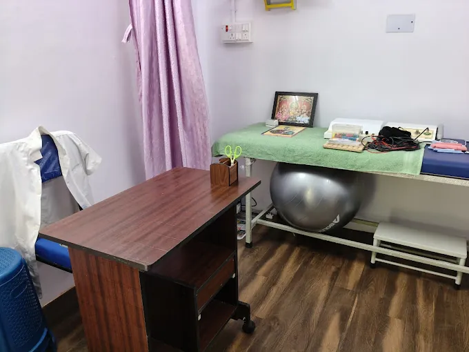 Image of: Elite Physiotherapy Centre In Saidapet 3