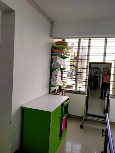 Image of: Fredys Physiotherapy Clinic In Chennai 4