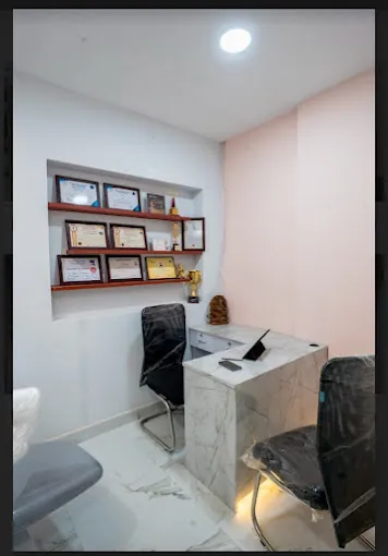 Image of: M R Dentistry In Virugambakkam 2