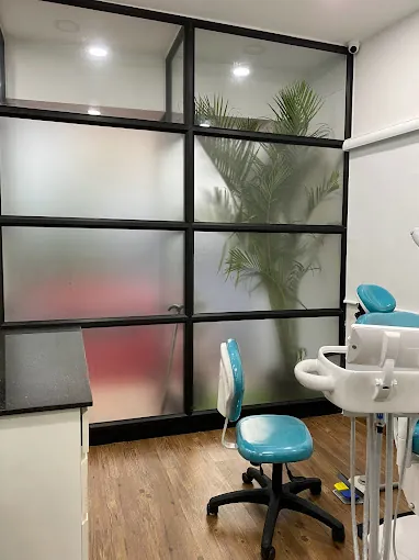Image of: Malar Dental In Velachery 2
