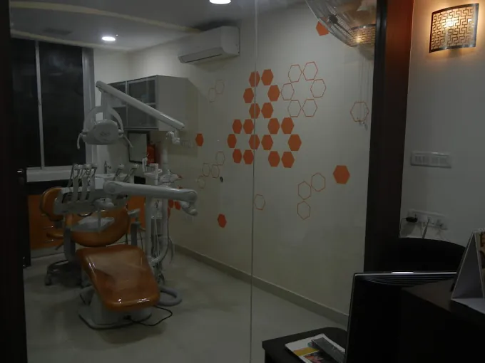 Image of: My Dental Specialist In Saligramam