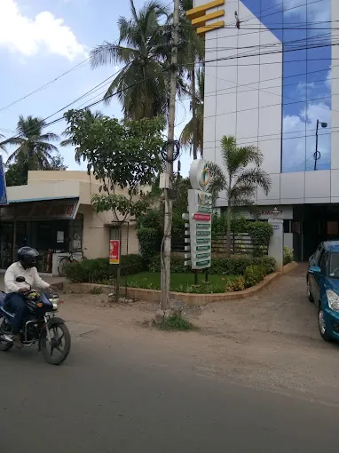 Image of: Nedo Healthcare And Vaccination Centre In Virugambakkam