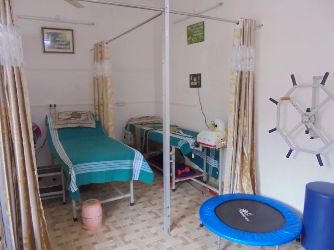 Image of: Noel Physiotherapy And Rehabilitation Centre In Perambur