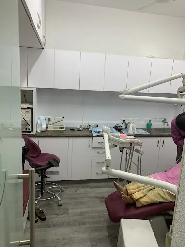 Image of: Odontia Dentistry In Mandaveli 3