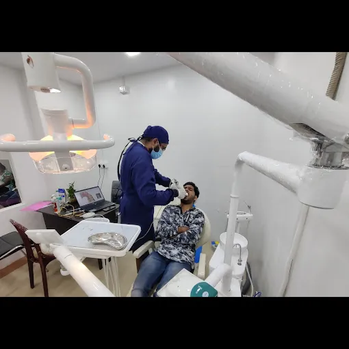 Image of: Orthosquare Dental Clinic In Velachery 2