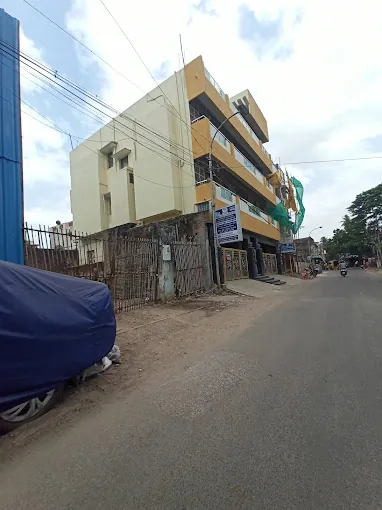 Image of: Prime Health Centre In Choolai