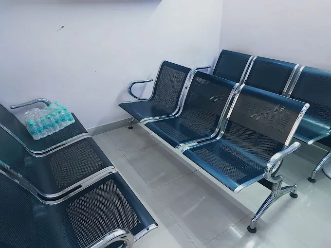 Image of: R K Dental Clinic In Virugambakkam 3