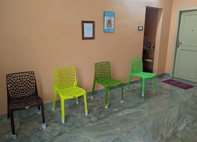 Image of: Radiant Smile Dental Clinic Dr In Virugambakkam 6