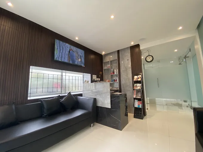 Image of: Rds Dental Center In Thiruvanmiyur