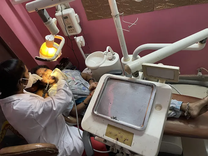 Image of: Roots Dental Clinic In Vyasarpadi 6