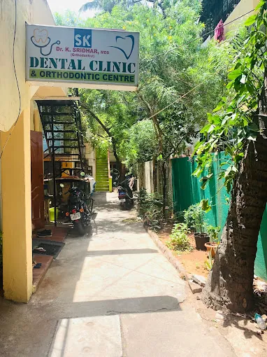 Image of: Sk Dental Clinic And Orthodontic In Mandaveli 2