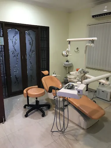 Image of: Smilever Dental Centre In Virugambakkam