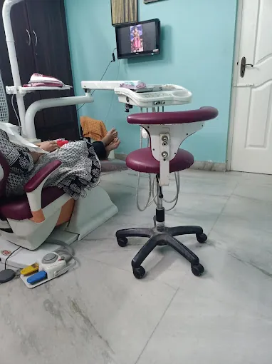 Image of: Subbiyas Dental Clinic In Adyar 6