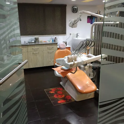 Image of: The Dentists In Aminjikarai 3