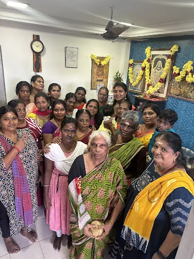Image of: Universal Employment Services Patient Care In Virugambakkam 5
