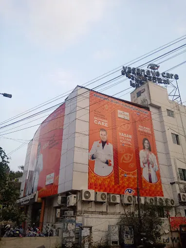 Image of: Vasan Eye Care Hospital In Vadapalani 2