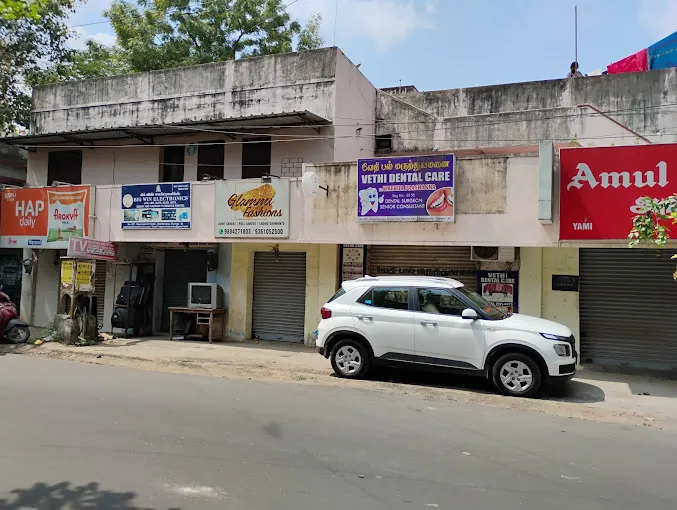 Image of: Vethi Dental Care In Choolai