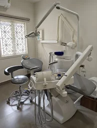 Image of: Dhanya Dental Clinic In Thiruvanmiyur