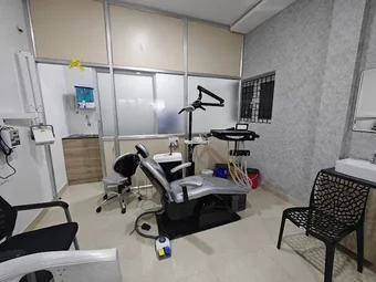 Image of: Dr Bs Complete Oral Care In Virugambakkam
