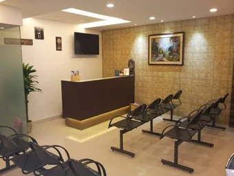 Image of: Drjayakumars Sulochana Dental Centre In Mambalam