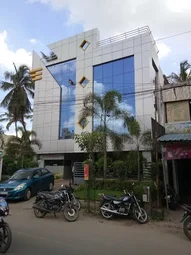 Image of: Nedo Healthcare And Vaccination Centre In Virugambakkam