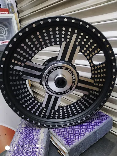 Image of: Mustack Motors in Egmore 3