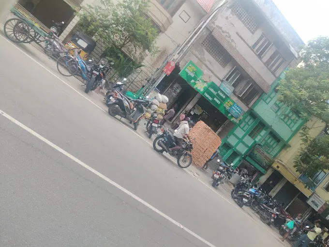 Image of: Vimal Bikes in Chepauk