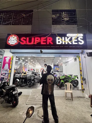 Image of: Superbikes in Chepauk