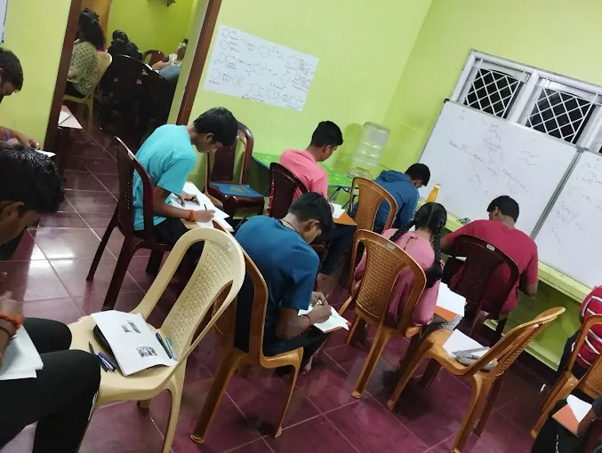 Image of: Adarsh Career Institute In Perambur