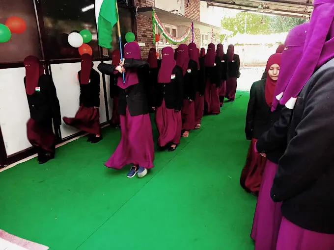 Image of: Athayi Girls Hifz School In Chetpet