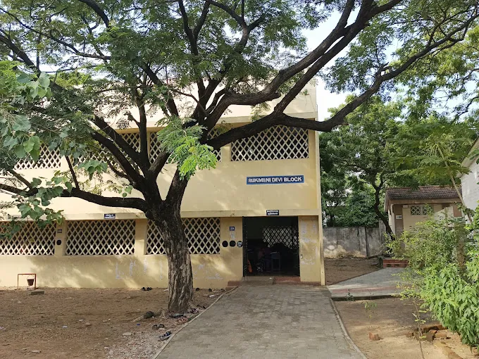 Image of: Besant Theophical Hi Sec School In Besant Nagar 3