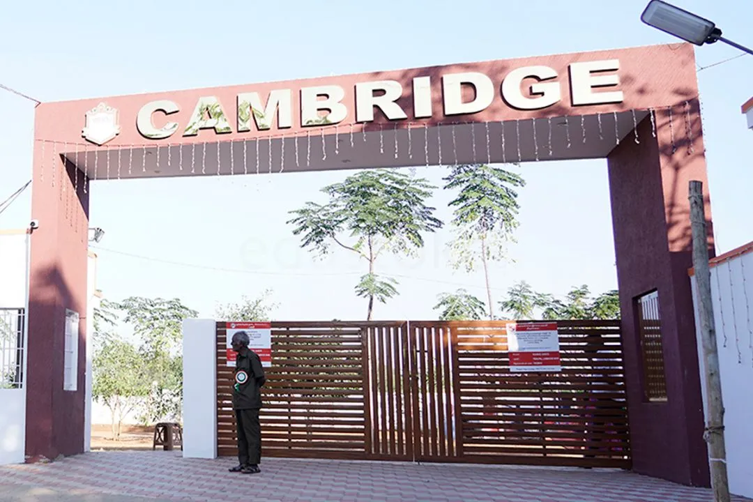 Image of: Cambridge Matric Higher Secondary School In Royapettah