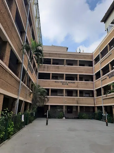 Image of: D A V Senior School In Anna Nagar 2