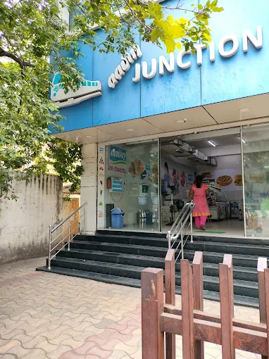Image of: D A V Senior School In Anna Nagar