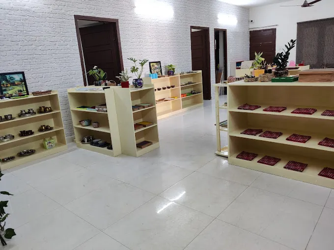Image of: Dheeksha Montessori School In Thiruvanmiyur