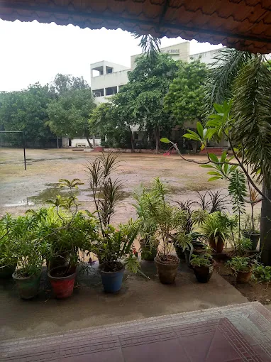 Image of: Fes Matriculation Higher Secondary School In Kodungaiyur 2