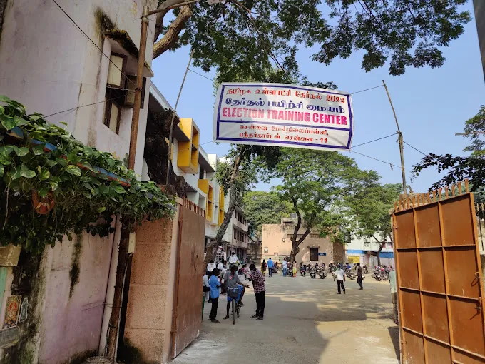 Image of: Girls Higher Secondary School In Perambur 2