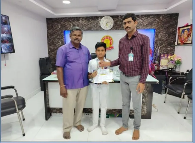 Image of: Kamaraj Matriculation Higher Secondery School In Ayanavaram