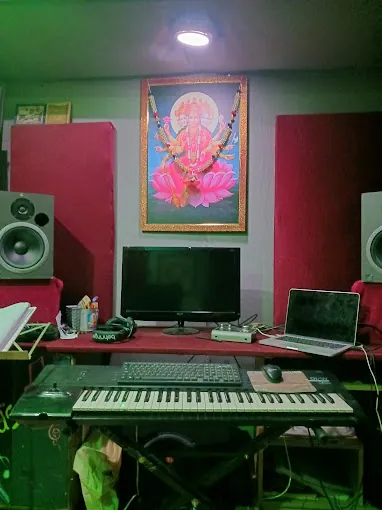 Image of: Keyboard Music Class In Chennai