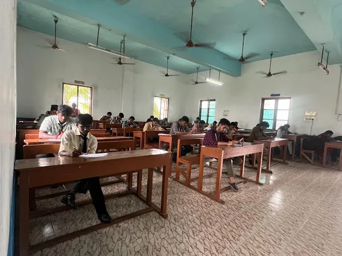 Image of: Ladder Survey Institute Of Technology In Egmore 3
