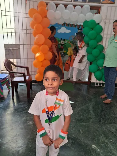 Image of: Little Flowers Play School In Perungalathur 2