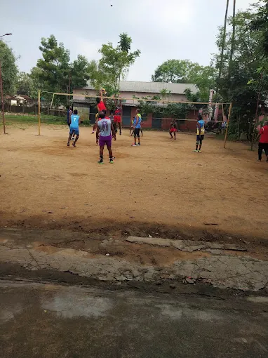 Image of: M G R Higher School In Kodambakkam