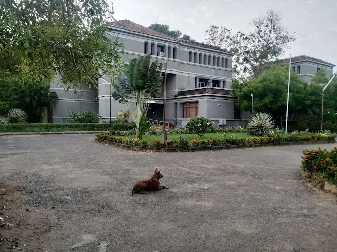 Image of: Madras School Of Economics Mse In Kotturpuram