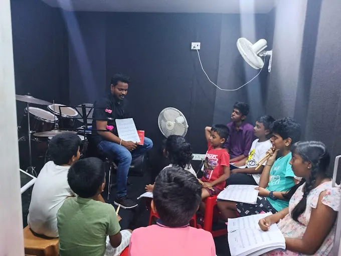 Image of: Melody School Of Music In Peravallur