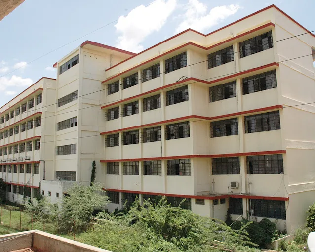 Image of: National Arts And Science College In Avadi